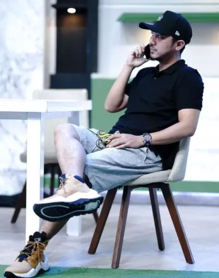 Potret Dede Fajar Kurniawan adik Denny Cagur © berbagai sumber