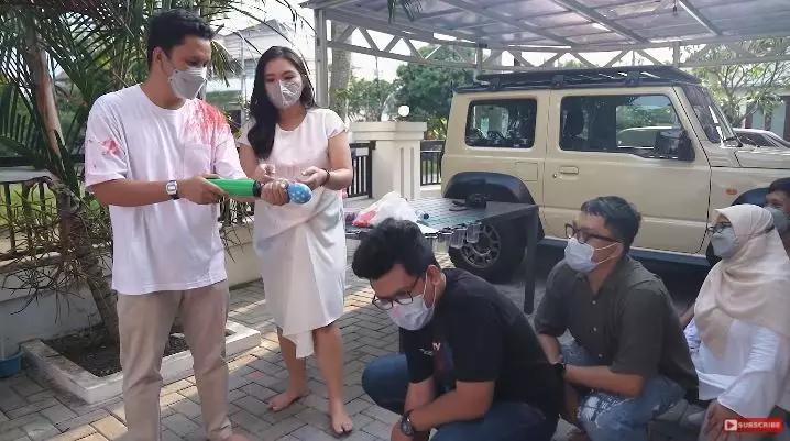 momen baby shower istri arief muhammad © YouTube momen baby shower istri arief muhammad © YouTube