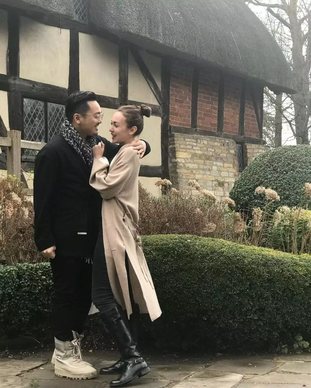 Momen 8 seleb blasteran cantik bareng pasangan © 2021 brilio.net