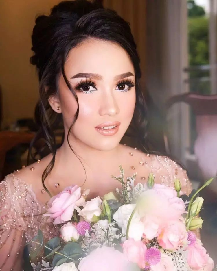 seleb anggota girlband © 2021 brilio.net seleb anggota girlband © 2021 brilio.net