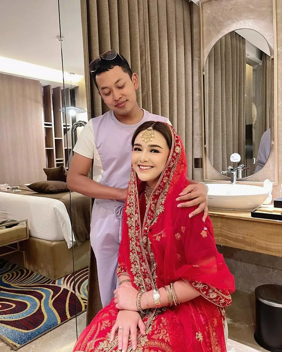 Gaya Amanda Manopo pakai busana India © 2021 brilio.net