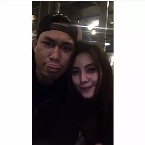 vokalis dan istri zaman pacaran © Instagram