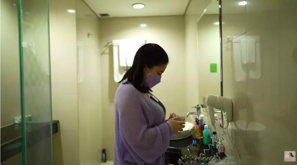 penampakan kamar tidur caesar hito di lokasi syuting © YouTube