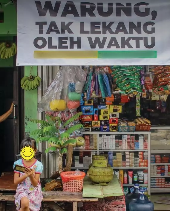 Nama lucu toko kelontong © berbagai sumber