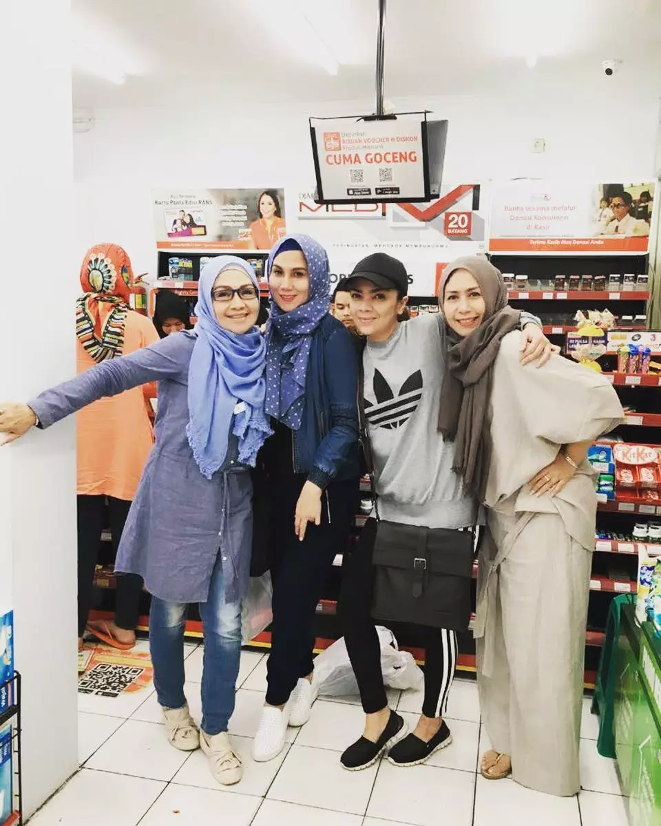 momen kompak pemeran tukang bubur naik haji © instagram momen kompak pemeran tukang bubur naik haji © instagram