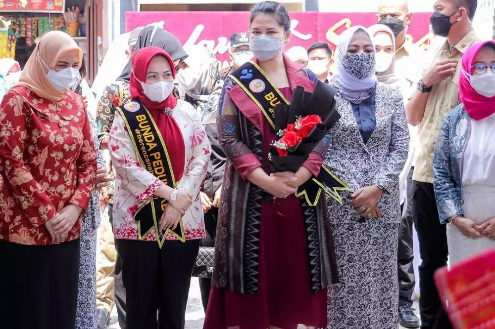 Gaya Kahiyang Ayu saat bertugas jadi Ibu Wali Kota Medan Instagram