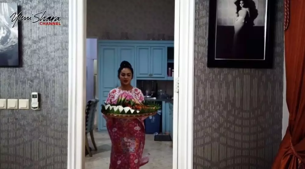 diva pakai daster © YouTube diva pakai daster © YouTube