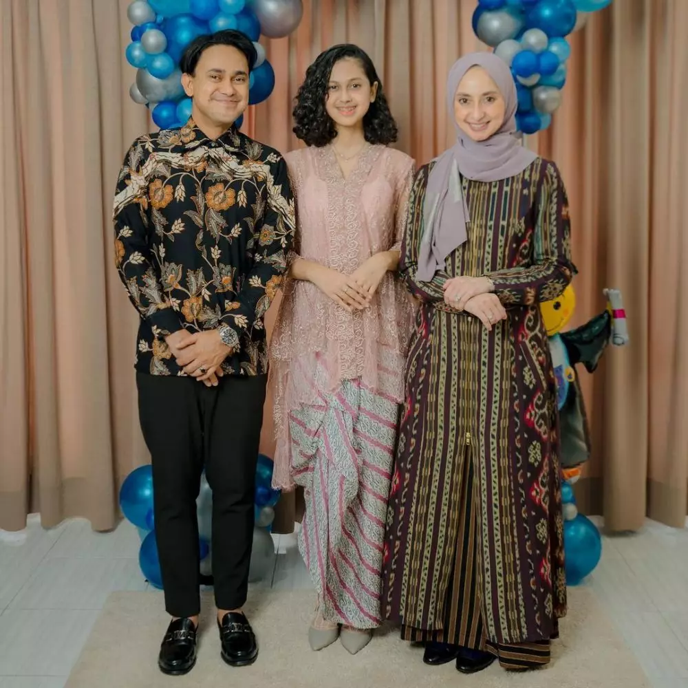 Momen wisuda anak Ramzi © Instagram
