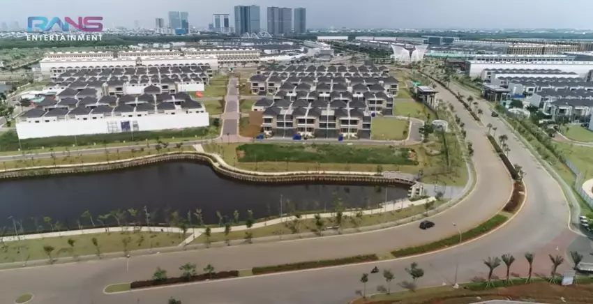 Momen Nagita kunjungi rumah elit di Jakarta YouTube dan Instagram Momen Nagita kunjungi rumah elit di Jakarta YouTube dan Instagram