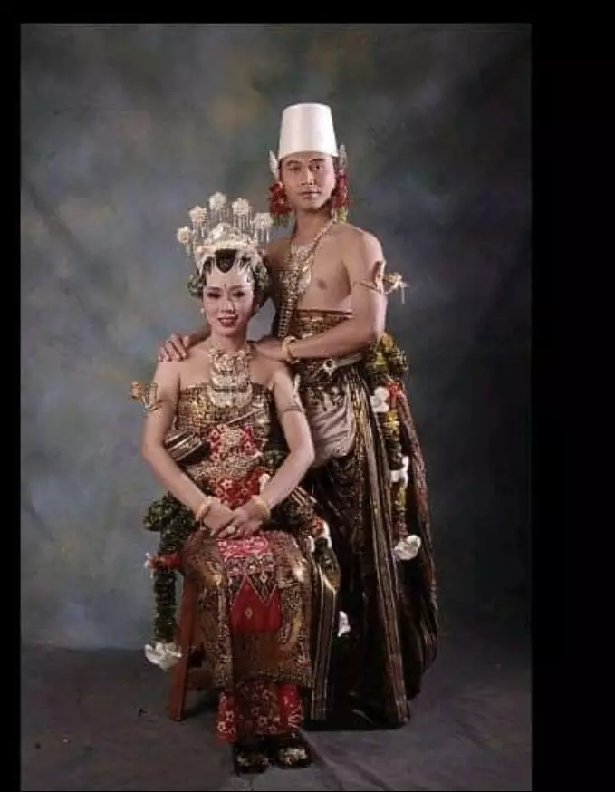 Potret lawas 8 suami penyanyi dangdut © berbagai sumber