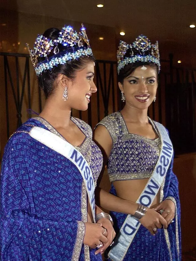 potret lawas seleb Bollywood ikuti kontes kecantikan © 2021 brilio.net potret lawas seleb Bollywood ikuti kontes kecantikan © 2021 brilio.net