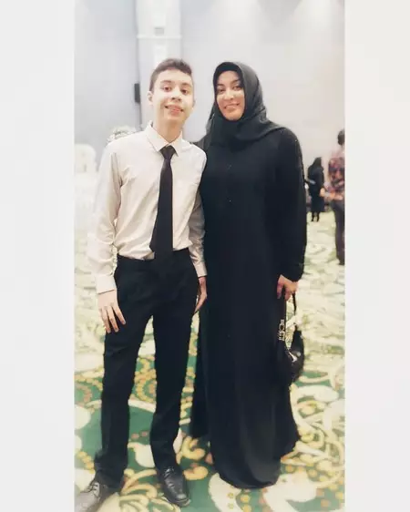 Potret kebersamaan Jane Shalimar dan putranya © Instagram/@janeshalimar_1