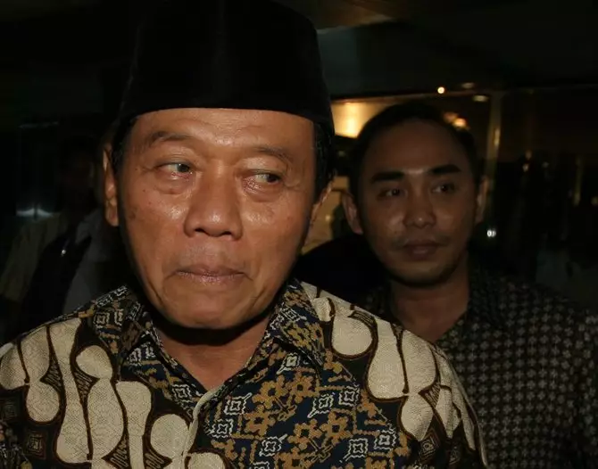 5 Fakta jejak karier Harmoko, dari jurnalis sampai pimpinan parlemen © 2021 brilio.net