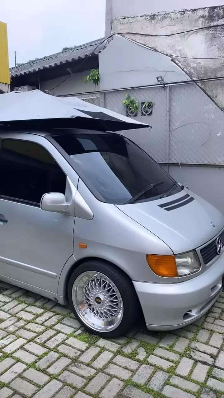 ananda omesh ubah mobil jadi ambulans darurat © instagram ananda omesh ubah mobil jadi ambulans darurat © instagram