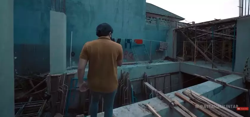 Potret pembangunan rumah baru Atta Halilintar YouTube/AH Potret pembangunan rumah baru Atta Halilintar YouTube/AH