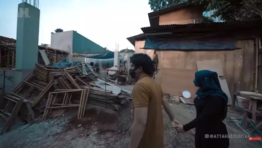 Potret pembangunan rumah baru Atta Halilintar YouTube/AH Potret pembangunan rumah baru Atta Halilintar YouTube/AH