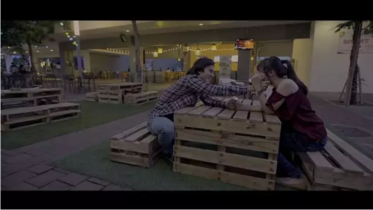 momen mesra rizky nazar dan pasangan web series © berbagai sumber momen mesra rizky nazar dan pasangan web series © berbagai sumber