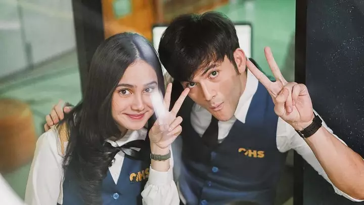 momen mesra rizky nazar dan pasangan web series © berbagai sumber momen mesra rizky nazar dan pasangan web series © berbagai sumber