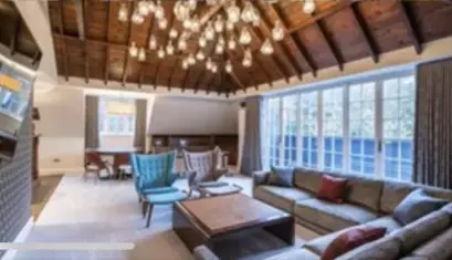 Potret penampakan rumah Harry Styles © 2021 brilio.net