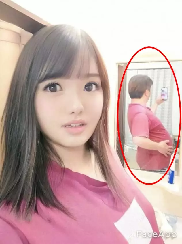 penampakan lucu pada cermin © 2021 berbagai sumber penampakan lucu pada cermin © 2021 berbagai sumber