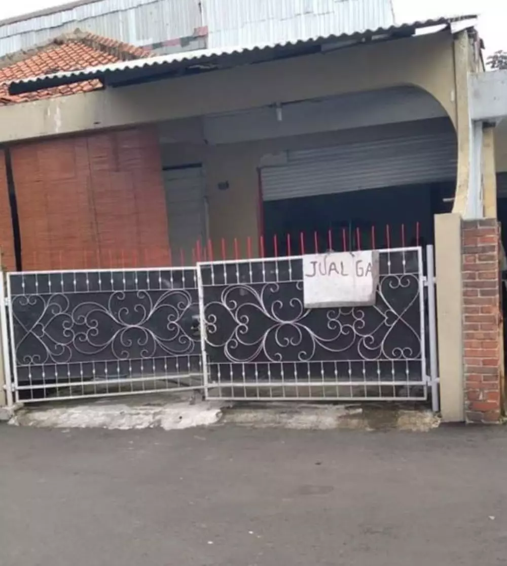 jualan nggak jelas © berbagai sumber jualan nggak jelas © berbagai sumber