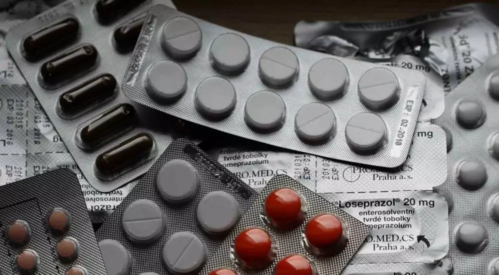 Penyebab perut buncit © 2021 brilio.net Penyebab perut buncit © 2021 brilio.net