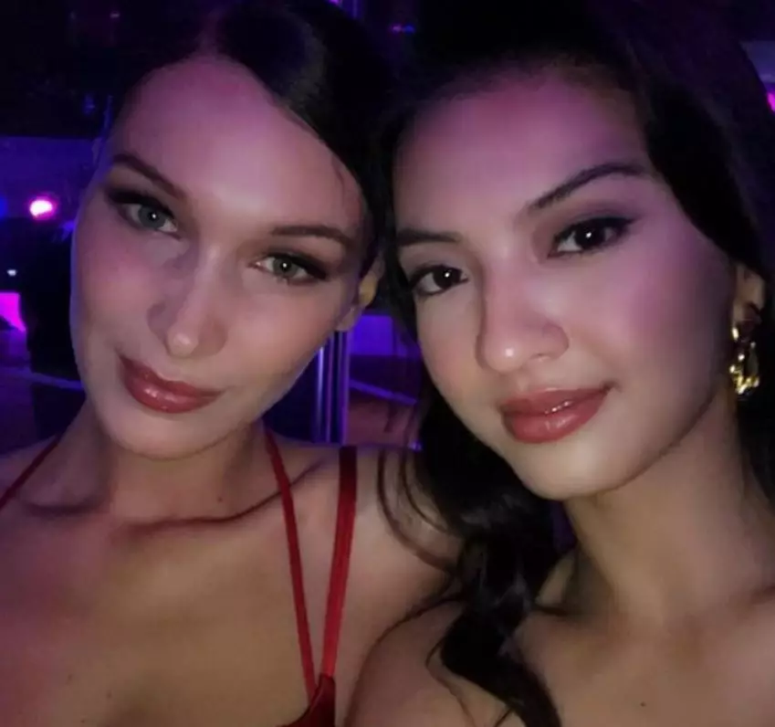 seleb bareng model Victoria's Secret © Instagram