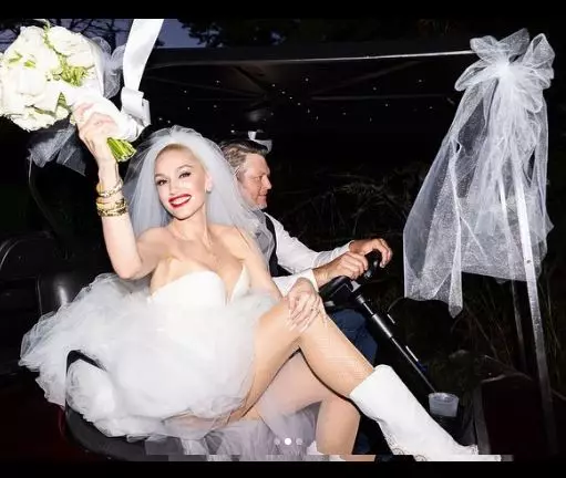 Gaun pengantin 11 seleb karya Vera Wang, milik Gwen Stefani disorot berbagai sumber