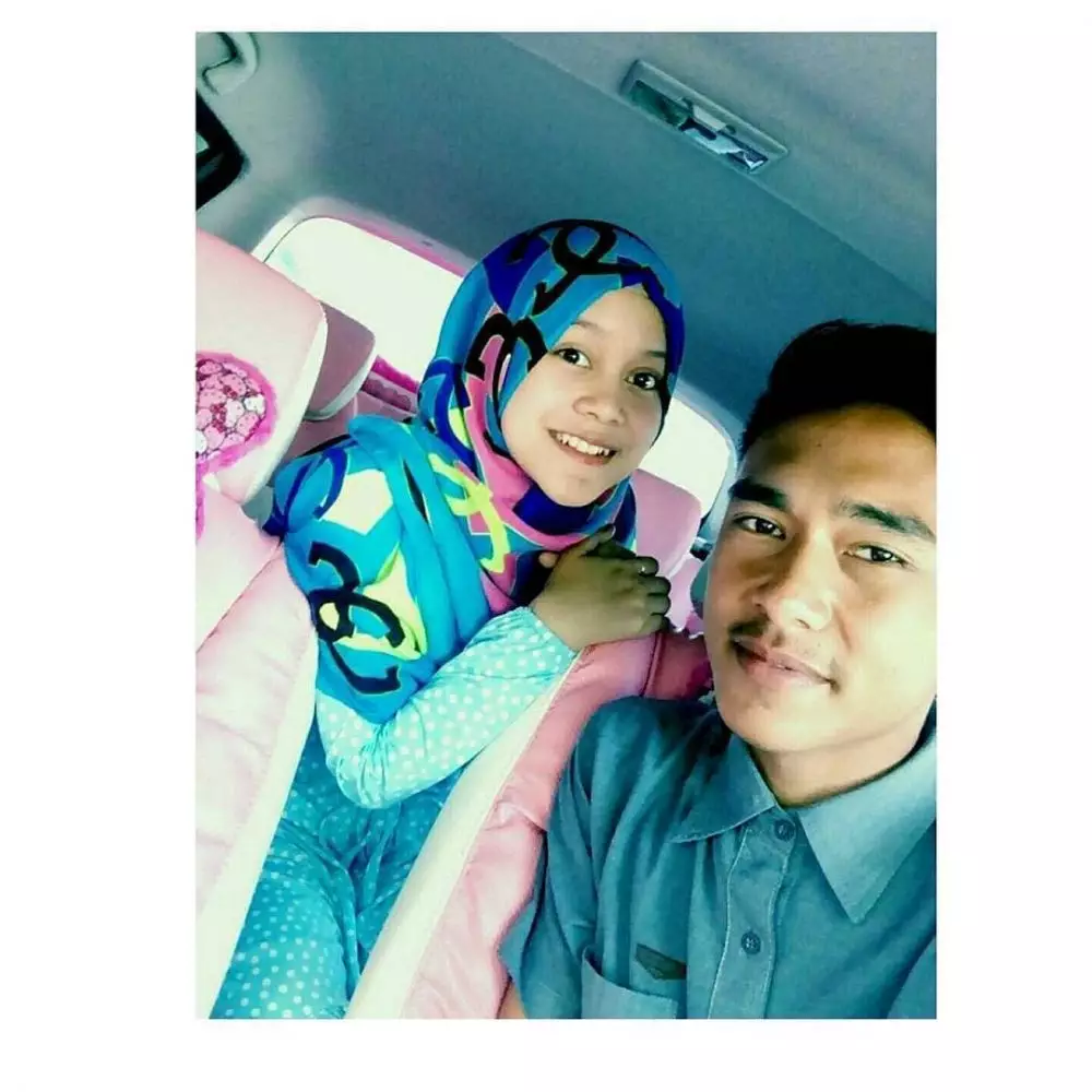 Lesty dan Beni kecil hingga kini © Instagram