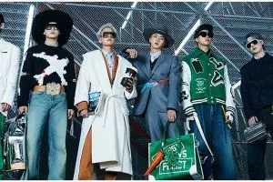 Jadi model catwalk, ini 9 potret BTS pamerkan koleksi Louis Vuitton
