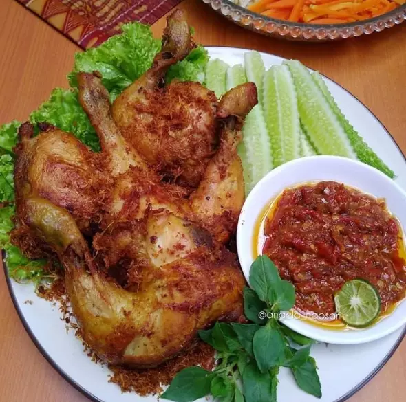 ayam goreng sederhana © 2021 brilio.net