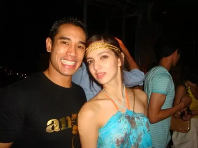 Nia Ramadhani dan Ardi Bakrie sejak pacaran hingga kini © KapanLagi.com Nia Ramadhani dan Ardi Bakrie sejak pacaran hingga kini © KapanLagi.com