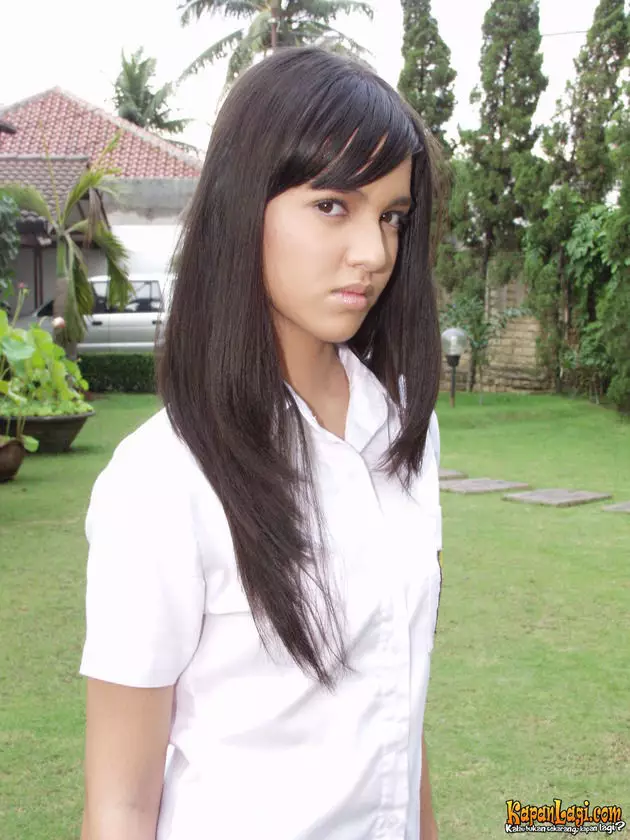 Nia Ramadhani zaman sekolah © KapanLagi.com Nia Ramadhani zaman sekolah © KapanLagi.com