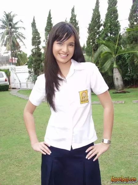 Nia Ramadhani zaman sekolah © KapanLagi.com Nia Ramadhani zaman sekolah © KapanLagi.com