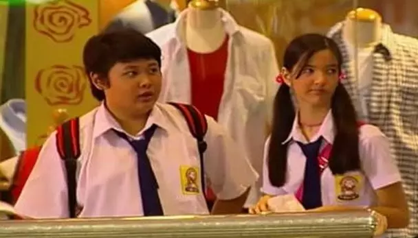 Nia Ramadhani zaman sekolah © YouTube Nia Ramadhani zaman sekolah © YouTube