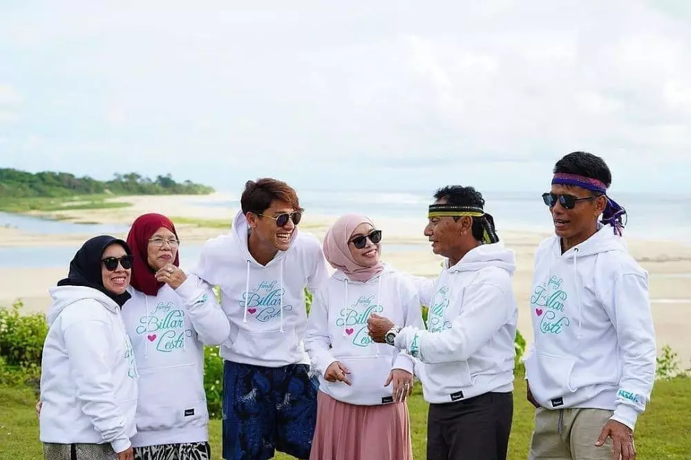 Lesty dan ayah Billar © Instagram Lesty dan ayah Billar © Instagram