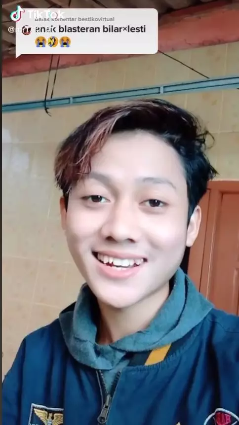 potret Adji mirip Leslar © TikTok