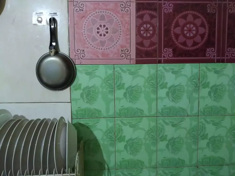 Potret lucu lantai keramik © berbagai sumber