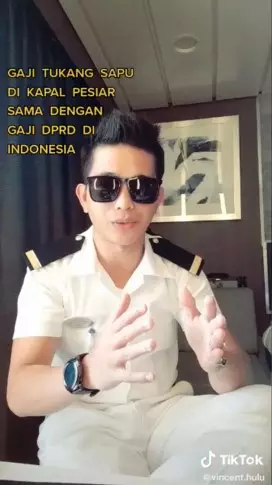 Pelaut bongkar gaji tukang sapu © TikTok/@vincent.hulu