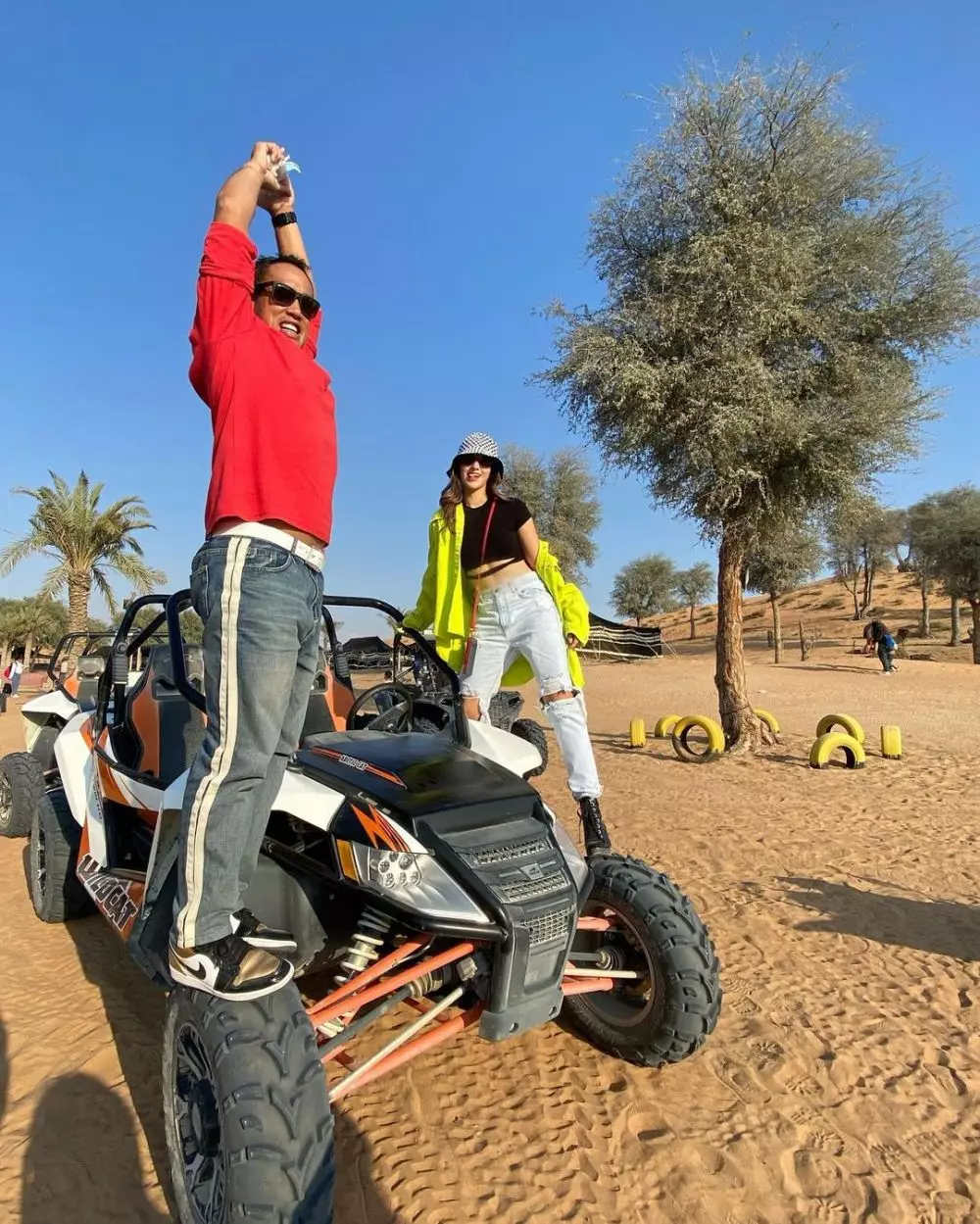 Nia Ramadhani dan Ardi Bakrie olahraga bareng © 2021 brilio.net Nia Ramadhani dan Ardi Bakrie olahraga bareng © 2021 brilio.net