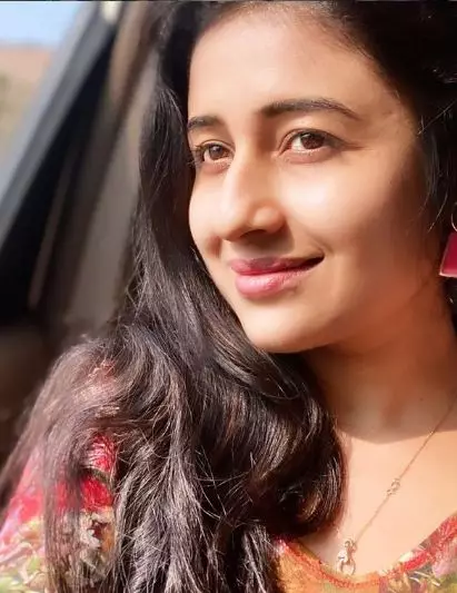 Potret Paridhi Sharma © Instagram/@paridhiofficial