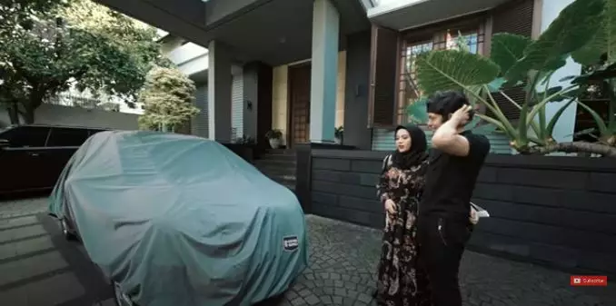 kado ultah mobil Aurel © 2021 berbagai sumber kado ultah mobil Aurel © 2021 berbagai sumber