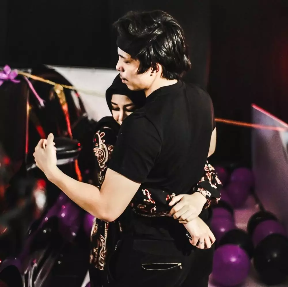 kado ultah mobil Aurel © 2021 berbagai sumber kado ultah mobil Aurel © 2021 berbagai sumber