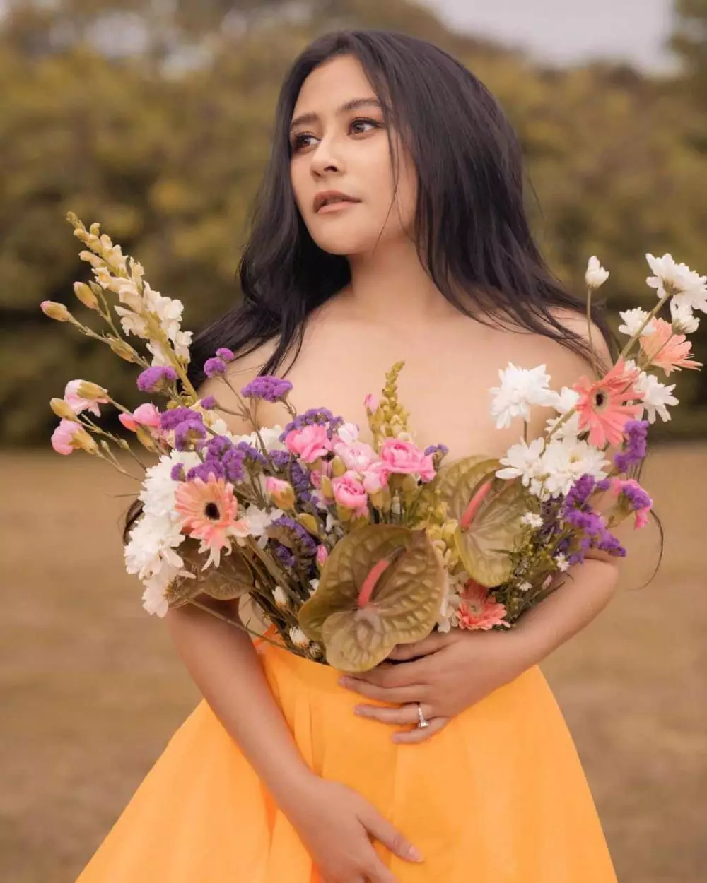 Gaya pemotretan pesinetron wanita karya Winston Gomez Instagram/@winstongomez