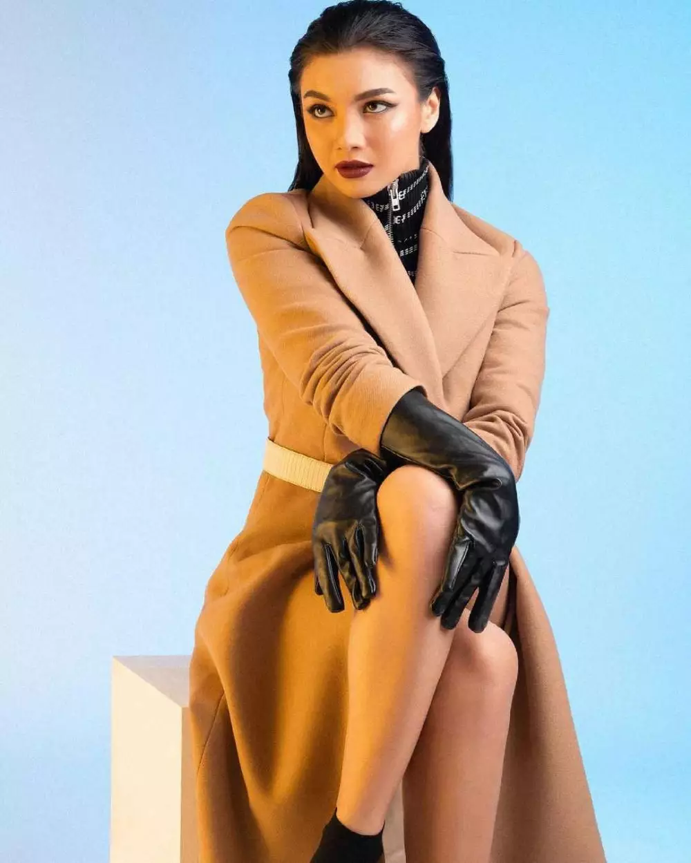 Gaya pemotretan pesinetron wanita karya Winston Gomez Instagram/@winstongomez