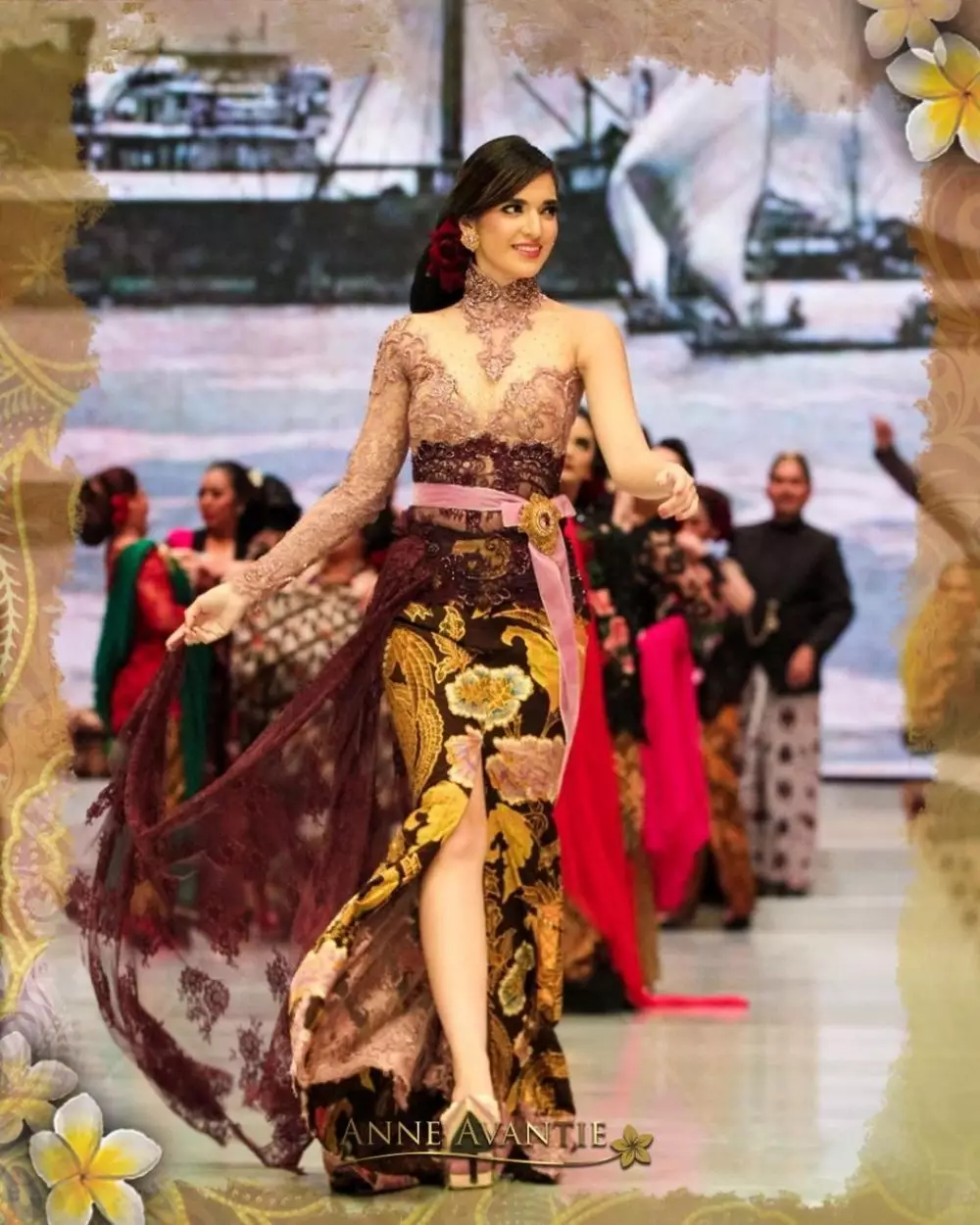 Nia Ramadhani pakai kebaya Anne Avantie © Instagram