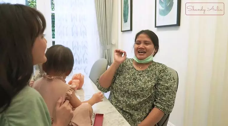 Shandy Aulia ultah babysitter © YouTube
