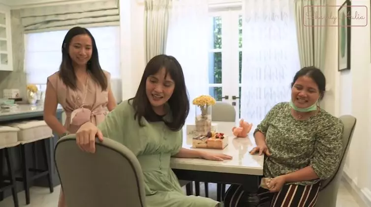 Shandy Aulia ultah babysitter © YouTube