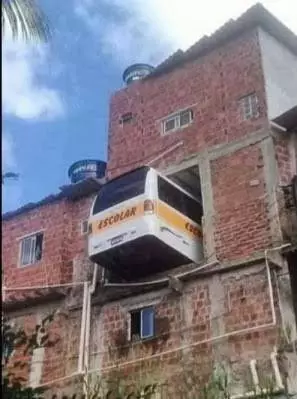 benda terpasang di rumah absurd © 2021 instagram.com benda terpasang di rumah absurd © 2021 instagram.com