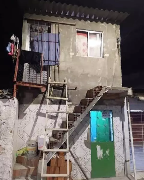 benda terpasang di rumah absurd © 2021 instagram.com benda terpasang di rumah absurd © 2021 instagram.com